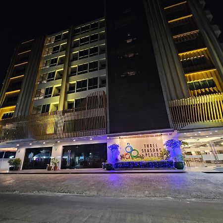 Three Seasons Bangkok Hotel Exterior photo