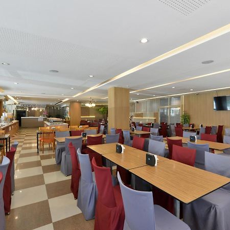Three Seasons Bangkok Hotel Exterior photo